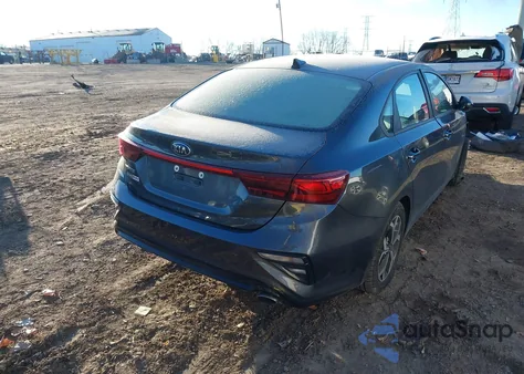 2020 Kia Forte Lxs из США, поврежденный, VIN 3KPF24AD8LE254788